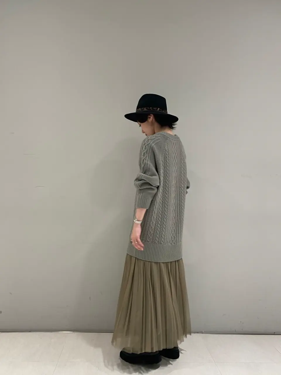 ORIGINATED IN GRACE CONTINENTAL isono yui コーディネート画像