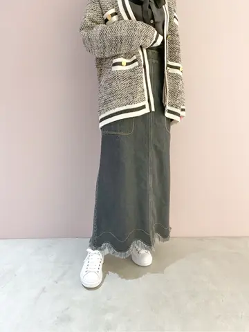 ORIGINATED IN GRACE CONTINENTAL yukimi yonee コーディネート画像