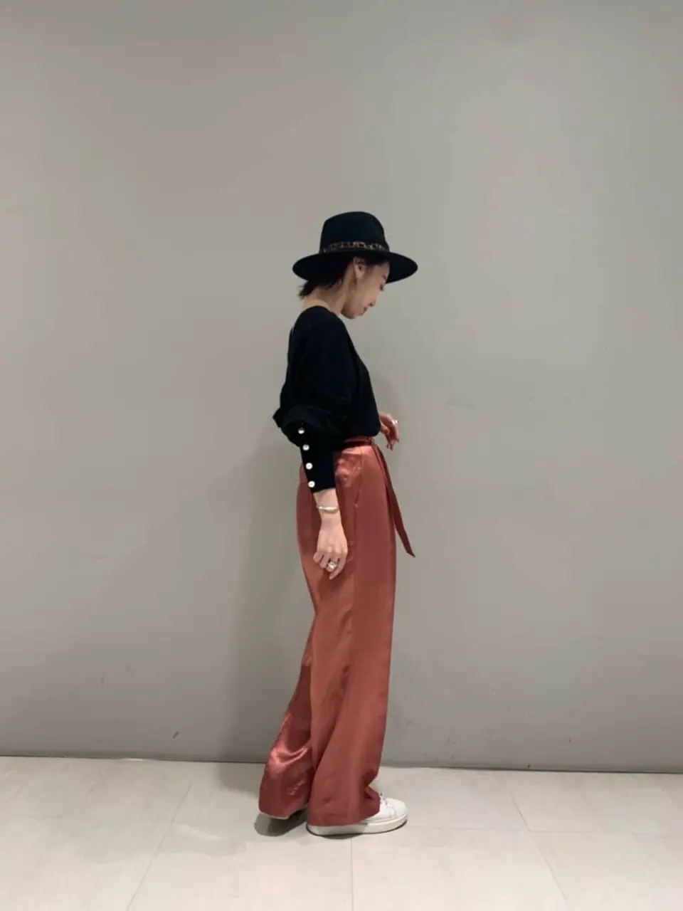 ORIGINATED IN GRACE CONTINENTAL isono yui コーディネート画像