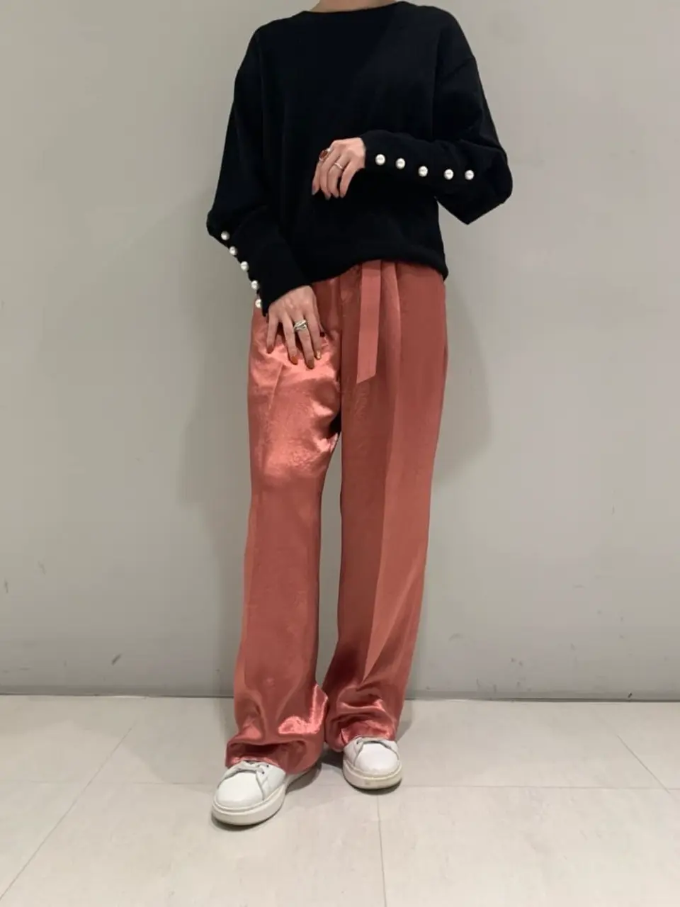 ORIGINATED IN GRACE CONTINENTAL isono yui コーディネート画像