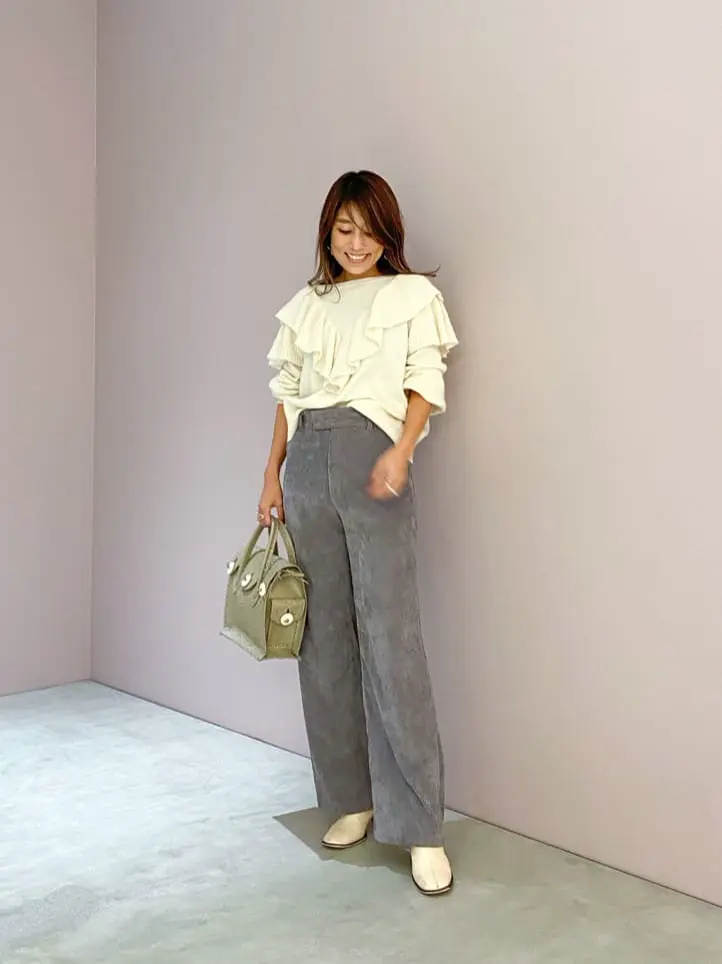 ORIGINATED IN GRACE CONTINENTAL yukimi yonee コーディネート画像