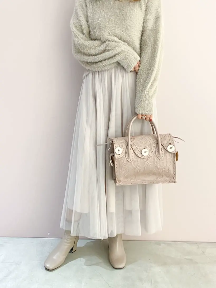 ORIGINATED IN GRACE CONTINENTAL yukimi yonee コーディネート画像