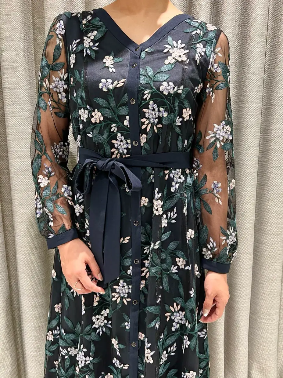 ORIGINATED IN GRACE CONTINENTAL 小笠原　春菜 コーディネート画像