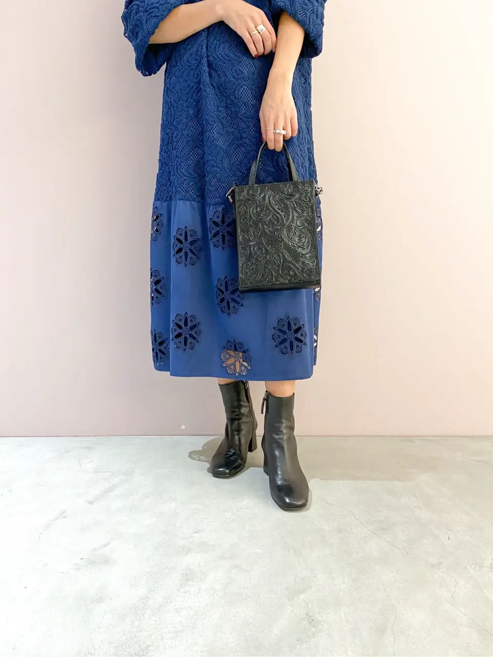 ORIGINATED IN GRACE CONTINENTAL yukimi yonee コーディネート画像