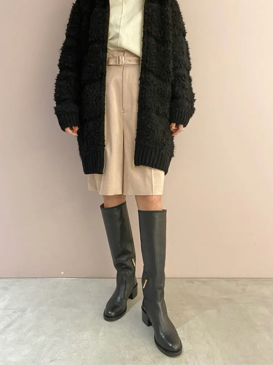 ORIGINATED IN GRACE CONTINENTAL yukimi yonee コーディネート画像