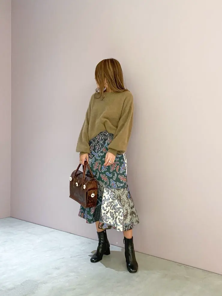 ORIGINATED IN GRACE CONTINENTAL yukimi yonee コーディネート画像