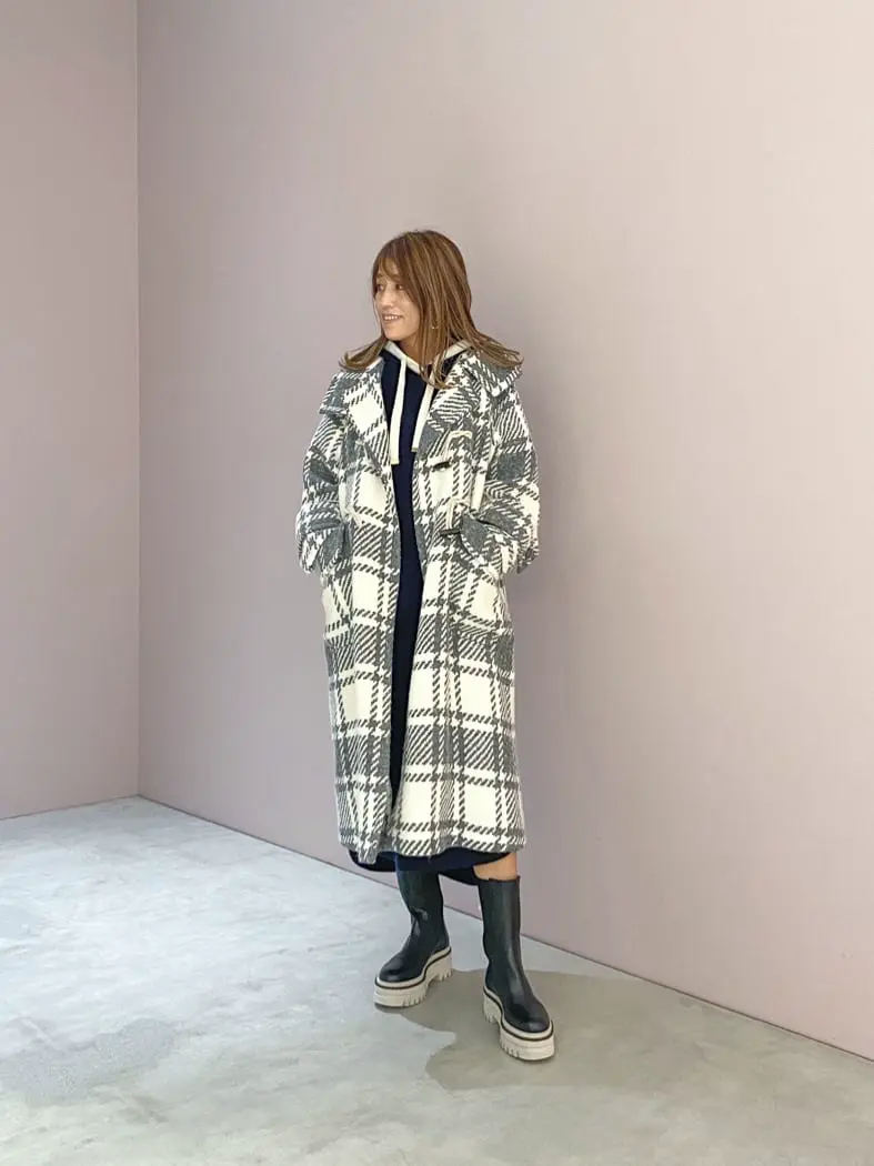 ORIGINATED IN GRACE CONTINENTAL yukimi yonee コーディネート画像