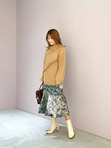 ORIGINATED IN GRACE CONTINENTAL yukimi yonee コーディネート画像