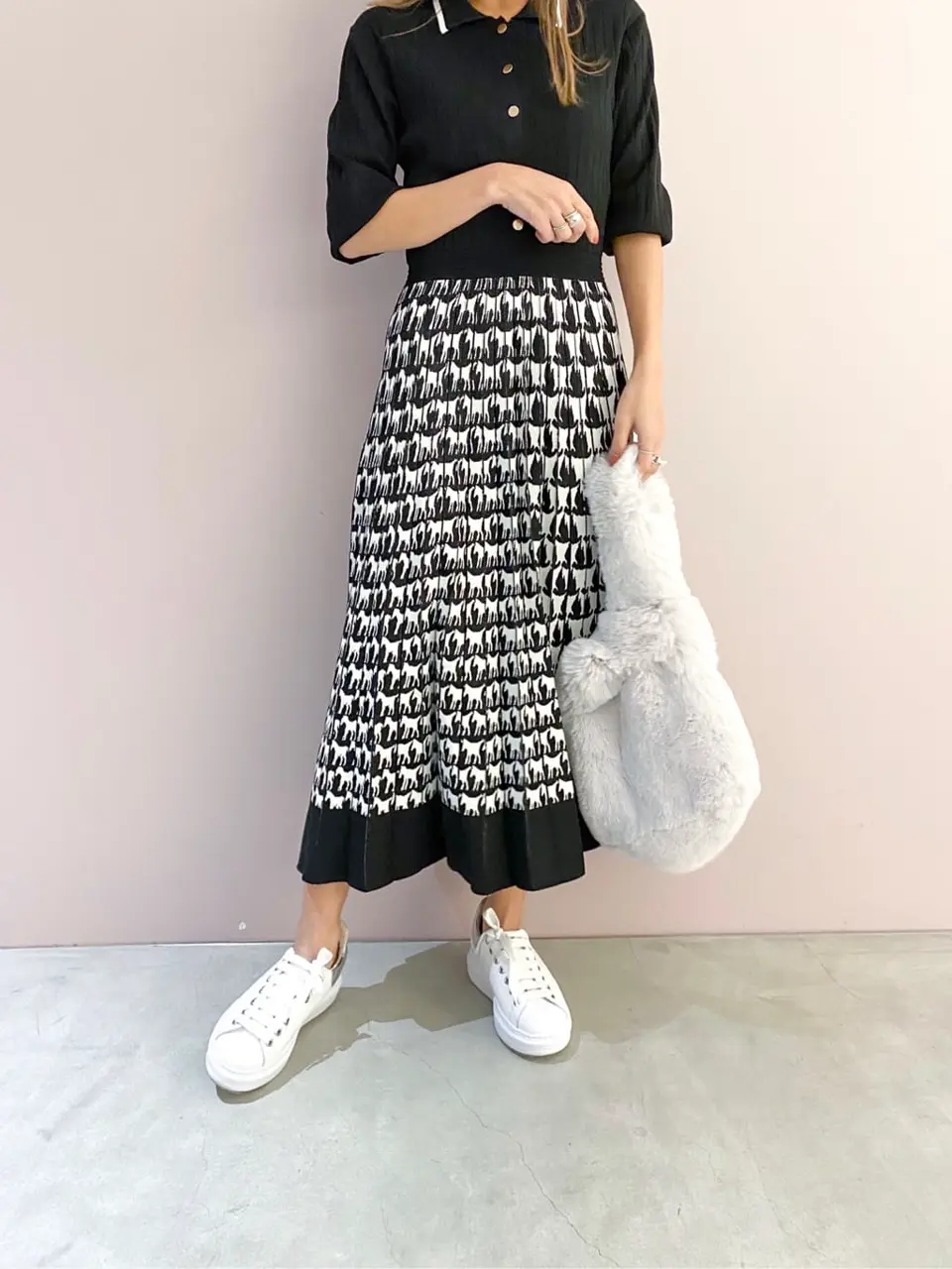 ORIGINATED IN GRACE CONTINENTAL yukimi yonee コーディネート画像