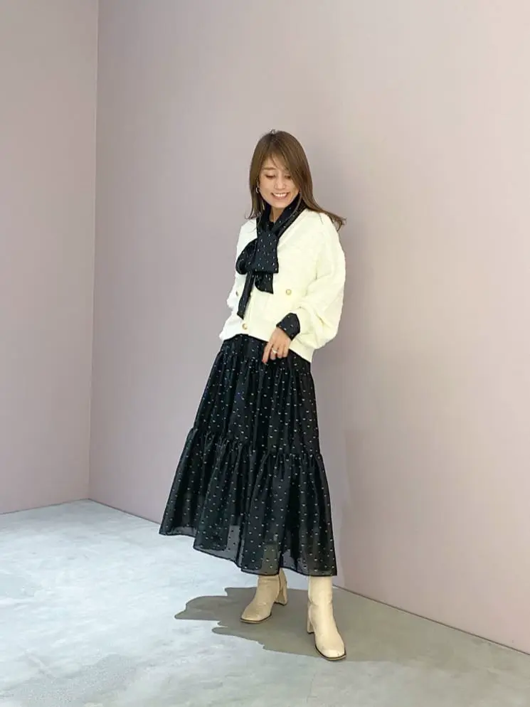 ORIGINATED IN GRACE CONTINENTAL yukimi yonee コーディネート画像