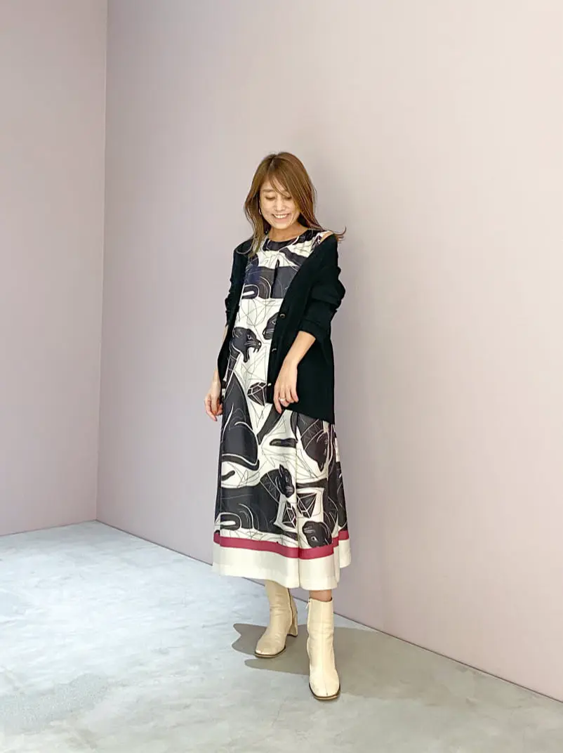 ORIGINATED IN GRACE CONTINENTAL yukimi yonee コーディネート画像