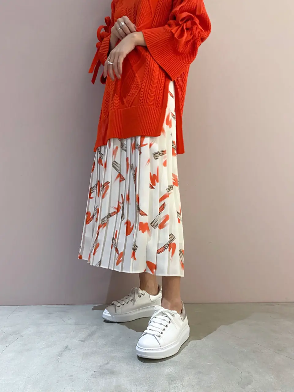 ORIGINATED IN GRACE CONTINENTAL yukimi yonee コーディネート画像