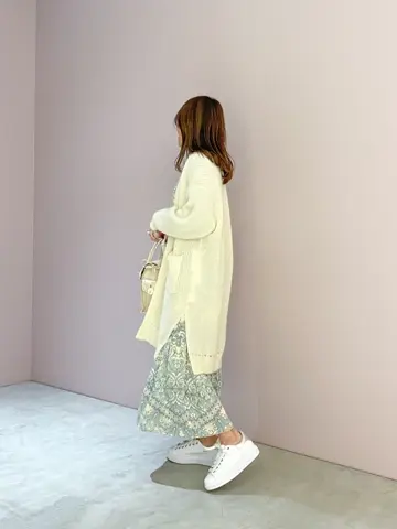 ORIGINATED IN GRACE CONTINENTAL yukimi yonee コーディネート画像