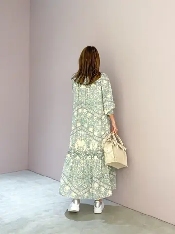 ORIGINATED IN GRACE CONTINENTAL yukimi yonee コーディネート画像