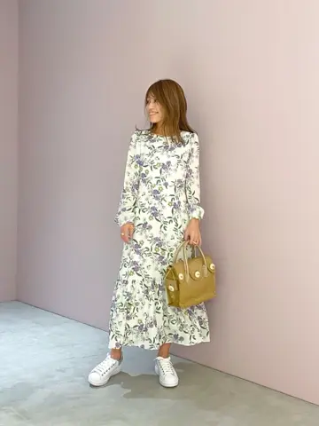 ORIGINATED IN GRACE CONTINENTAL yukimi yonee コーディネート画像