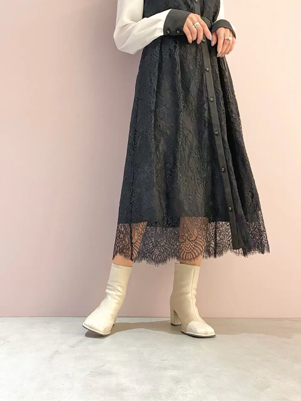 ORIGINATED IN GRACE CONTINENTAL yukimi yonee コーディネート画像