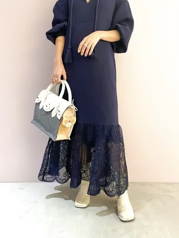 ORIGINATED IN GRACE CONTINENTAL yukimi yonee コーディネート画像