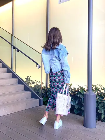 ORIGINATED IN GRACE CONTINENTAL yukimi yonee コーディネート画像