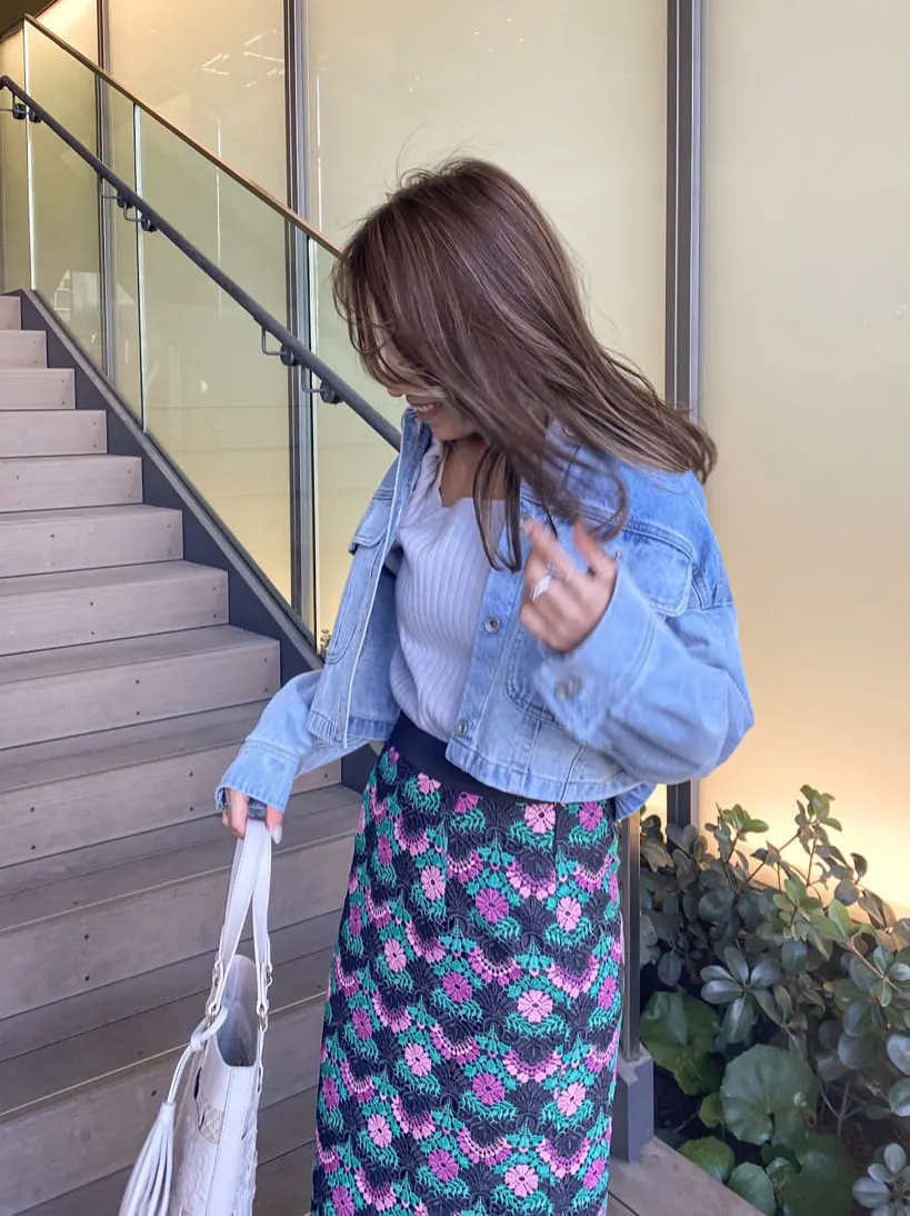 ORIGINATED IN GRACE CONTINENTAL yukimi yonee コーディネート画像