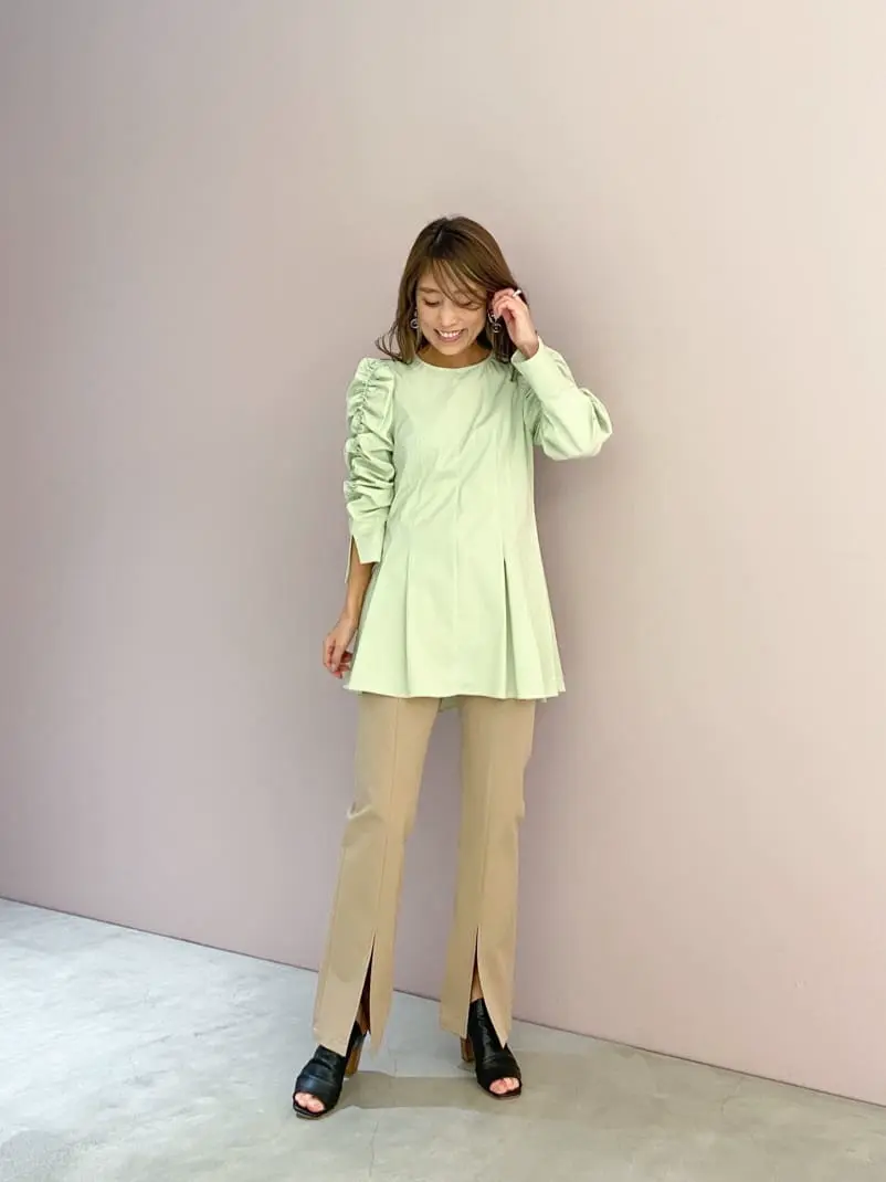 ORIGINATED IN GRACE CONTINENTAL yukimi yonee コーディネート画像