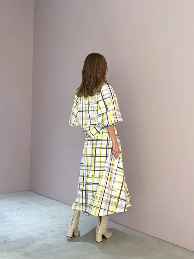 ORIGINATED IN GRACE CONTINENTAL yukimi yonee コーディネート画像