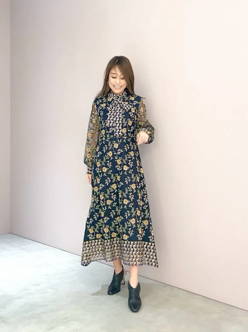 ORIGINATED IN GRACE CONTINENTAL yukimi yonee コーディネート画像