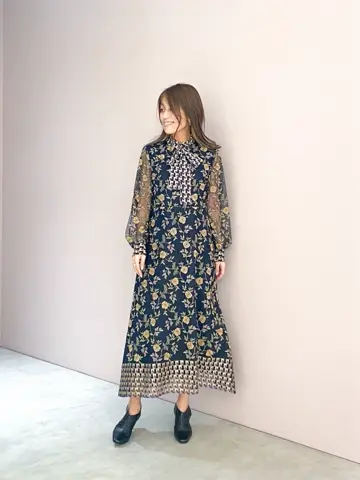 ORIGINATED IN GRACE CONTINENTAL yukimi yonee コーディネート画像