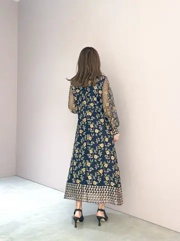 ORIGINATED IN GRACE CONTINENTAL yukimi yonee コーディネート画像