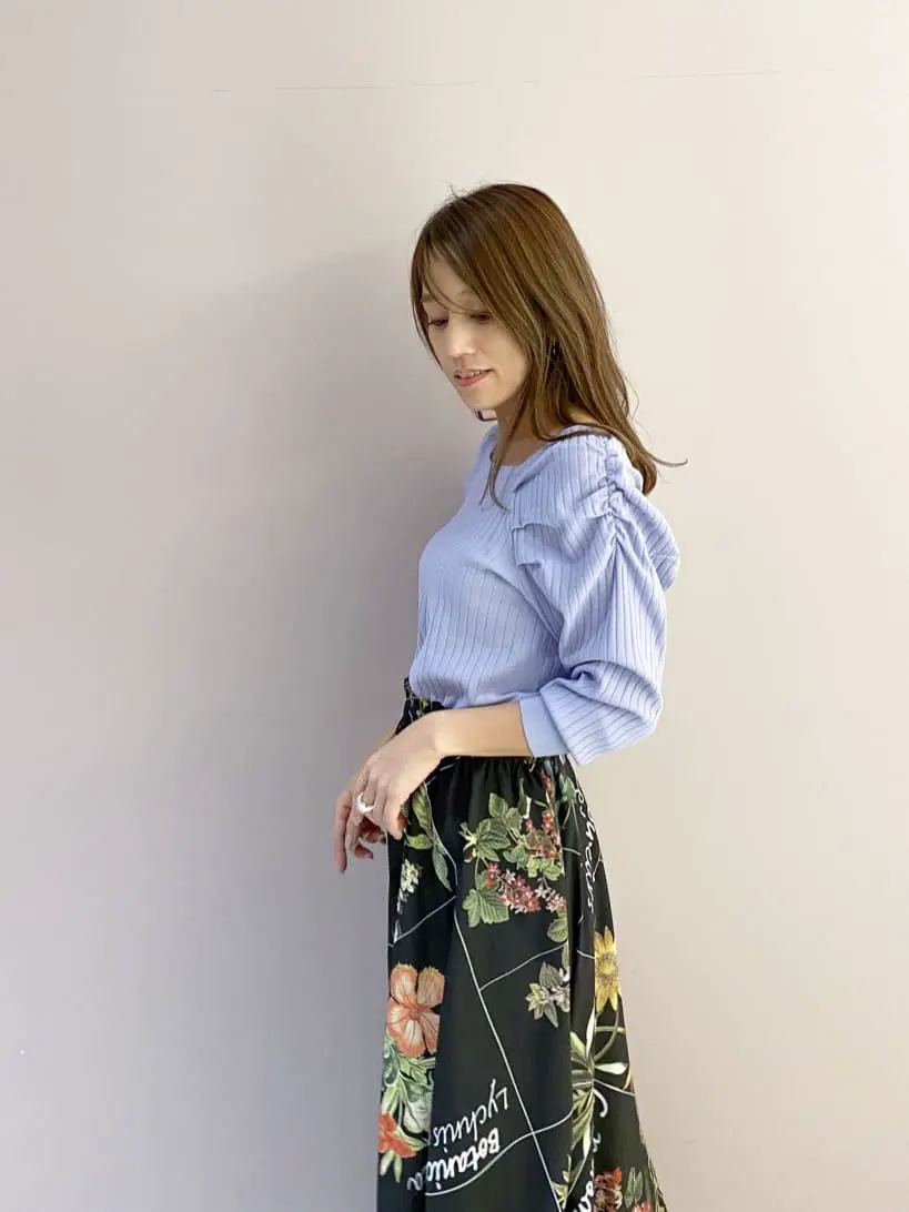 ORIGINATED IN GRACE CONTINENTAL yukimi yonee コーディネート画像