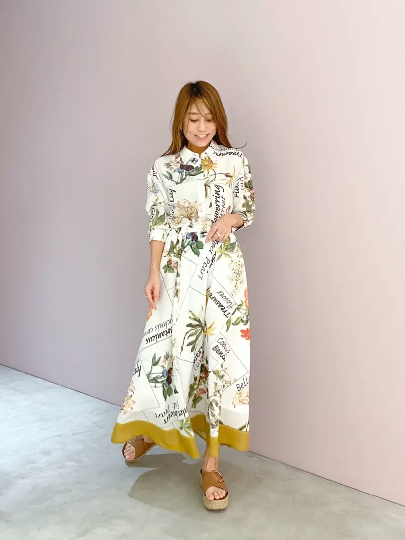 ORIGINATED IN GRACE CONTINENTAL yukimi yonee コーディネート画像