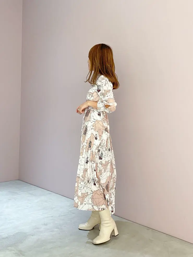 ORIGINATED IN GRACE CONTINENTAL yukimi yonee コーディネート画像