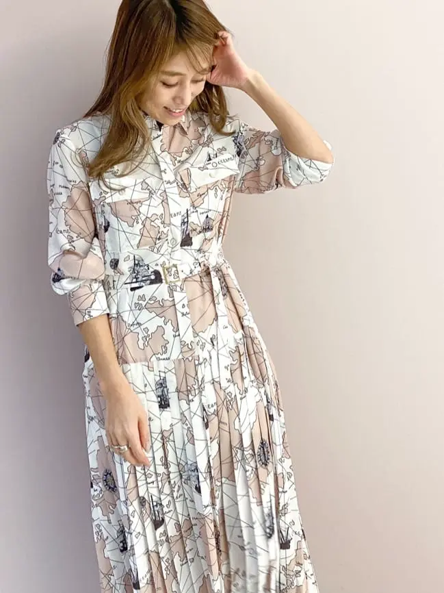 ORIGINATED IN GRACE CONTINENTAL yukimi yonee コーディネート画像