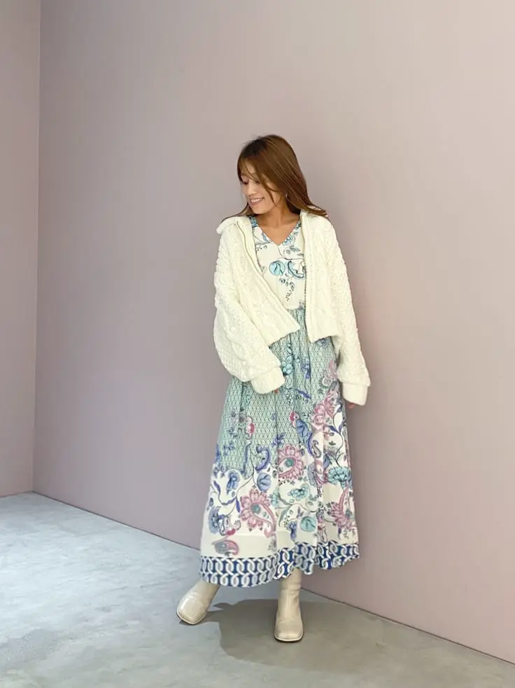 ORIGINATED IN GRACE CONTINENTAL yukimi yonee コーディネート画像