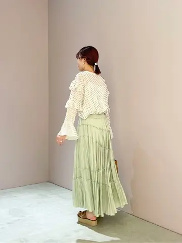 ORIGINATED IN GRACE CONTINENTAL Yuuki NOZAWA コーディネート画像