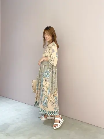 ORIGINATED IN GRACE CONTINENTAL yukimi yonee コーディネート画像