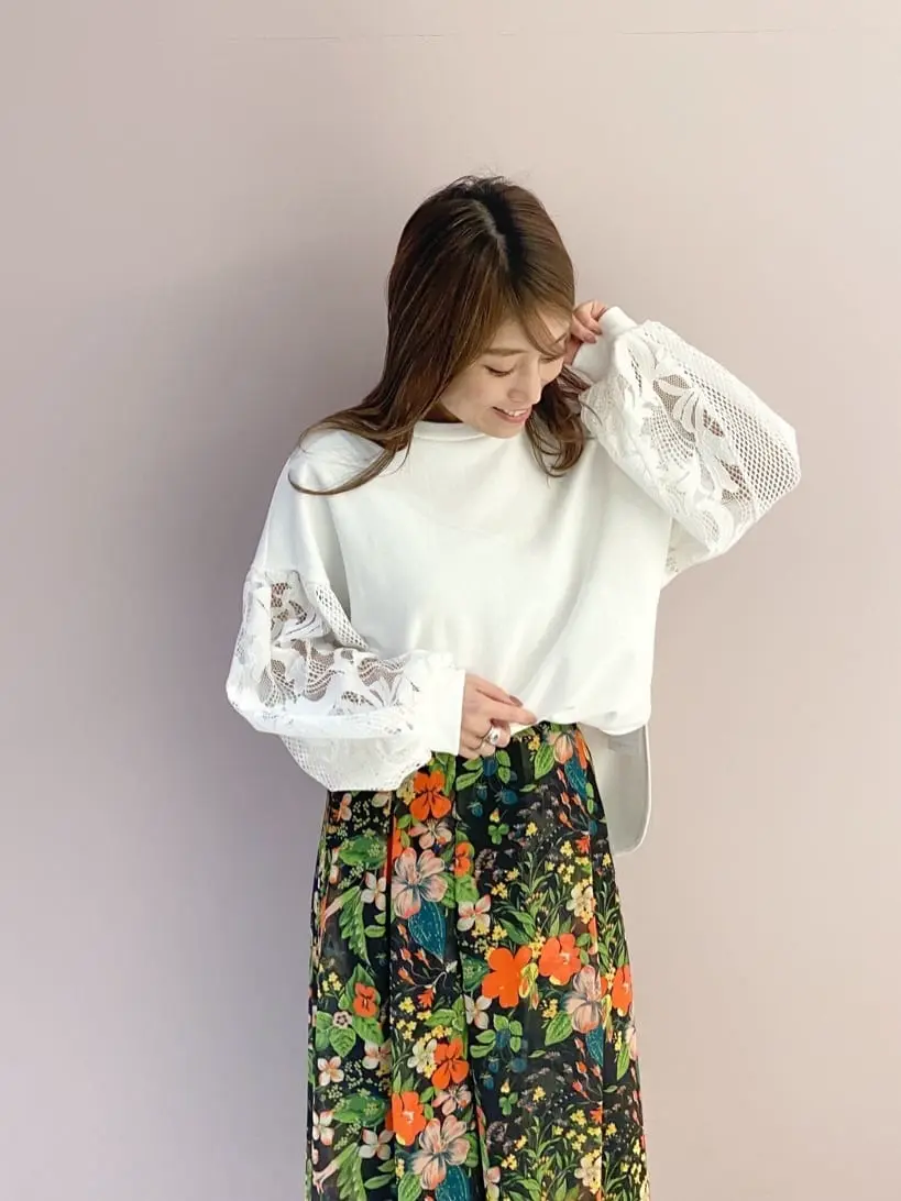 ORIGINATED IN GRACE CONTINENTAL yukimi yonee コーディネート画像