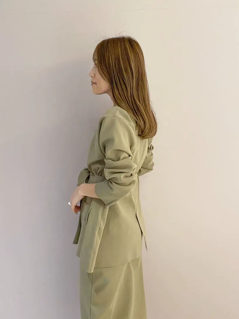 ORIGINATED IN GRACE CONTINENTAL yukimi yonee コーディネート画像