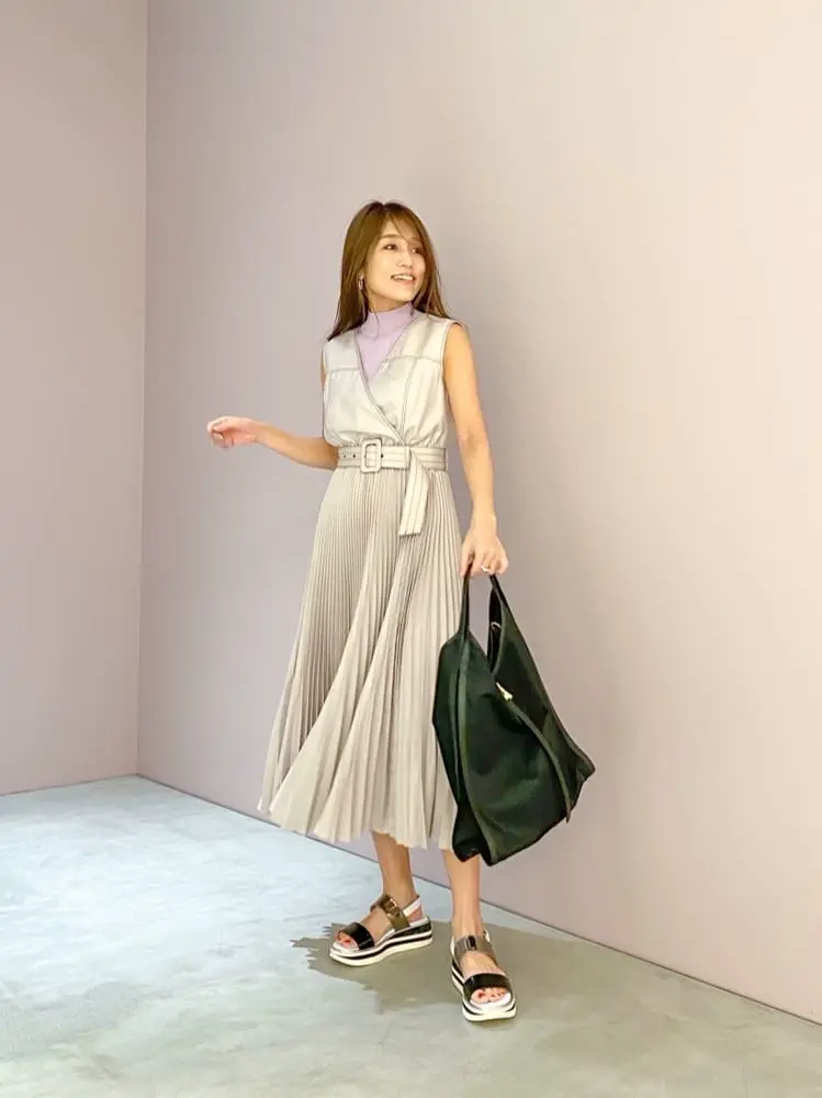 ORIGINATED IN GRACE CONTINENTAL yukimi yonee コーディネート画像