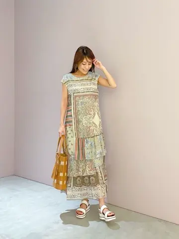 ORIGINATED IN GRACE CONTINENTAL yukimi yonee コーディネート画像