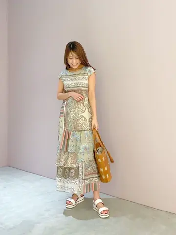 ORIGINATED IN GRACE CONTINENTAL yukimi yonee コーディネート画像