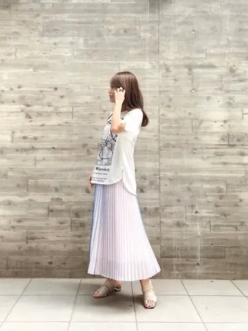 ORIGINATED IN GRACE CONTINENTAL yukimi yonee コーディネート画像