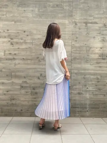 ORIGINATED IN GRACE CONTINENTAL yukimi yonee コーディネート画像