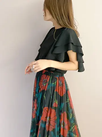 ORIGINATED IN GRACE CONTINENTAL yukimi yonee コーディネート画像