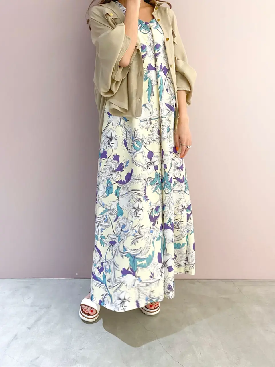 ORIGINATED IN GRACE CONTINENTAL yukimi yonee コーディネート画像