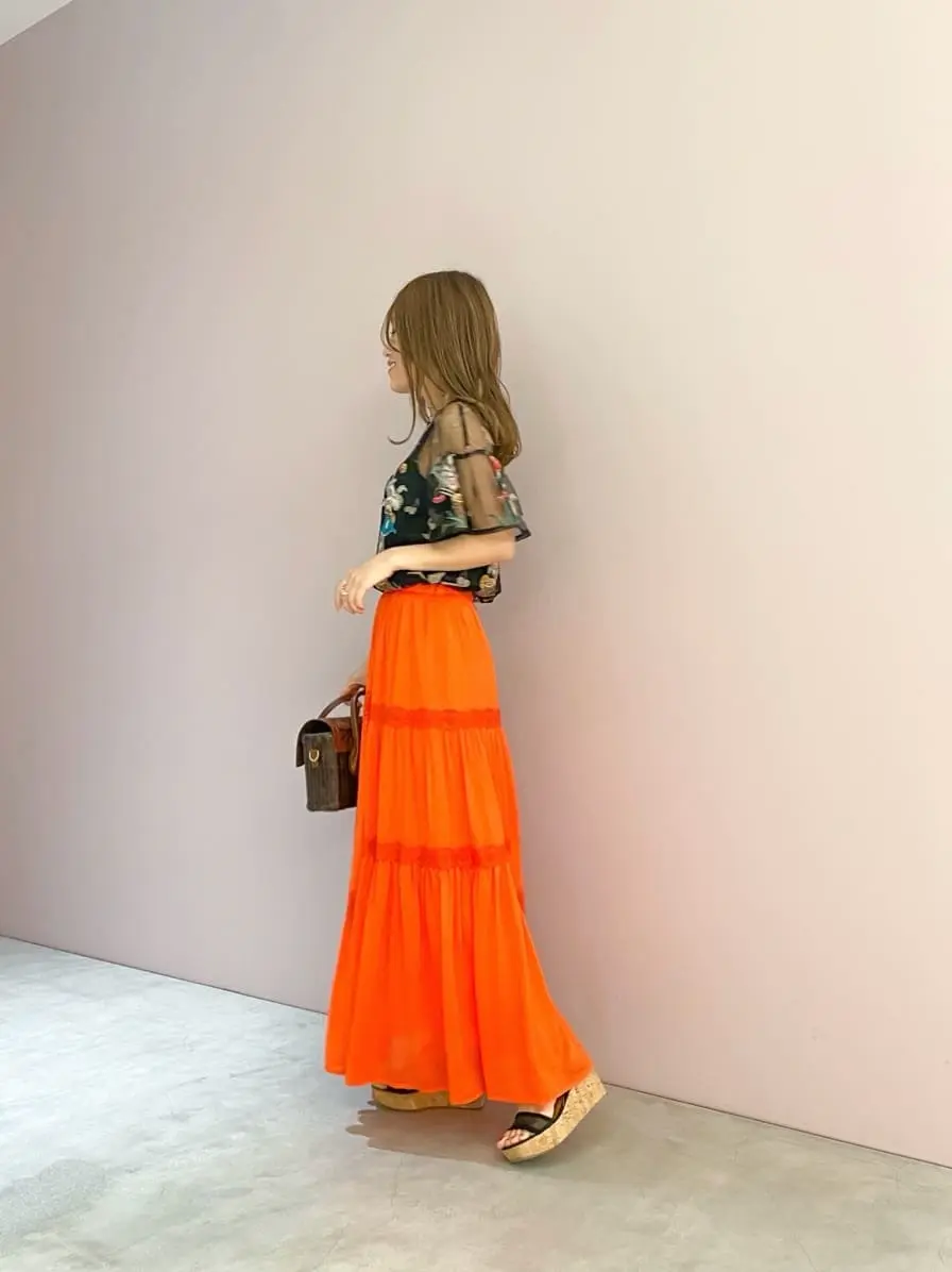 ORIGINATED IN GRACE CONTINENTAL yukimi yonee コーディネート画像