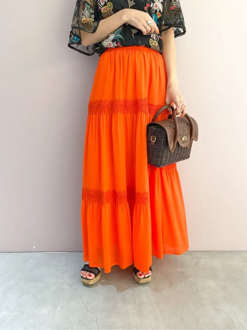 ORIGINATED IN GRACE CONTINENTAL yukimi yonee コーディネート画像