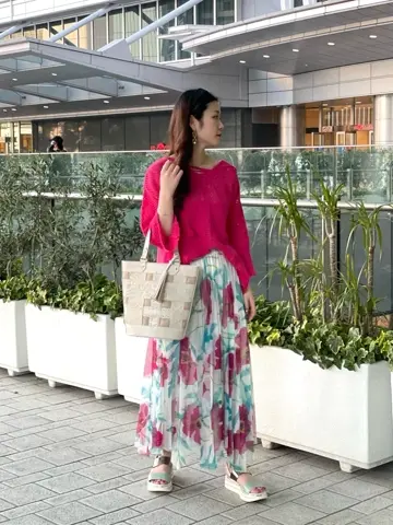 ORIGINATED IN GRACE CONTINENTAL Kaho コーディネート画像