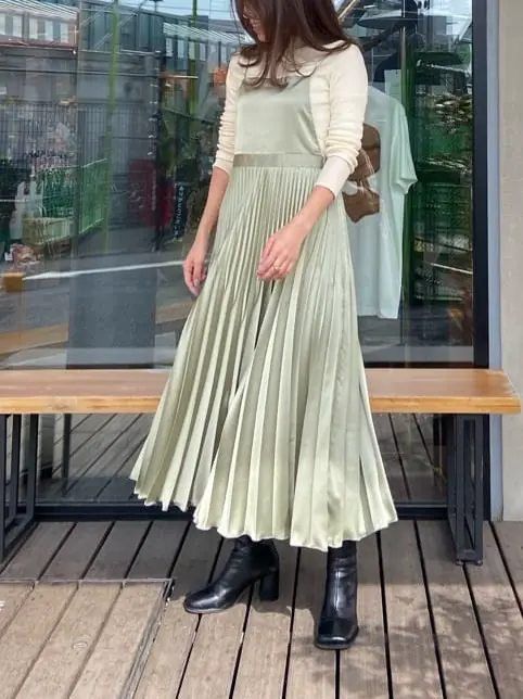 ORIGINATED IN GRACE CONTINENTAL yukimi yonee コーディネート画像