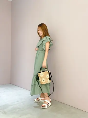 ORIGINATED IN GRACE CONTINENTAL yukimi yonee コーディネート画像