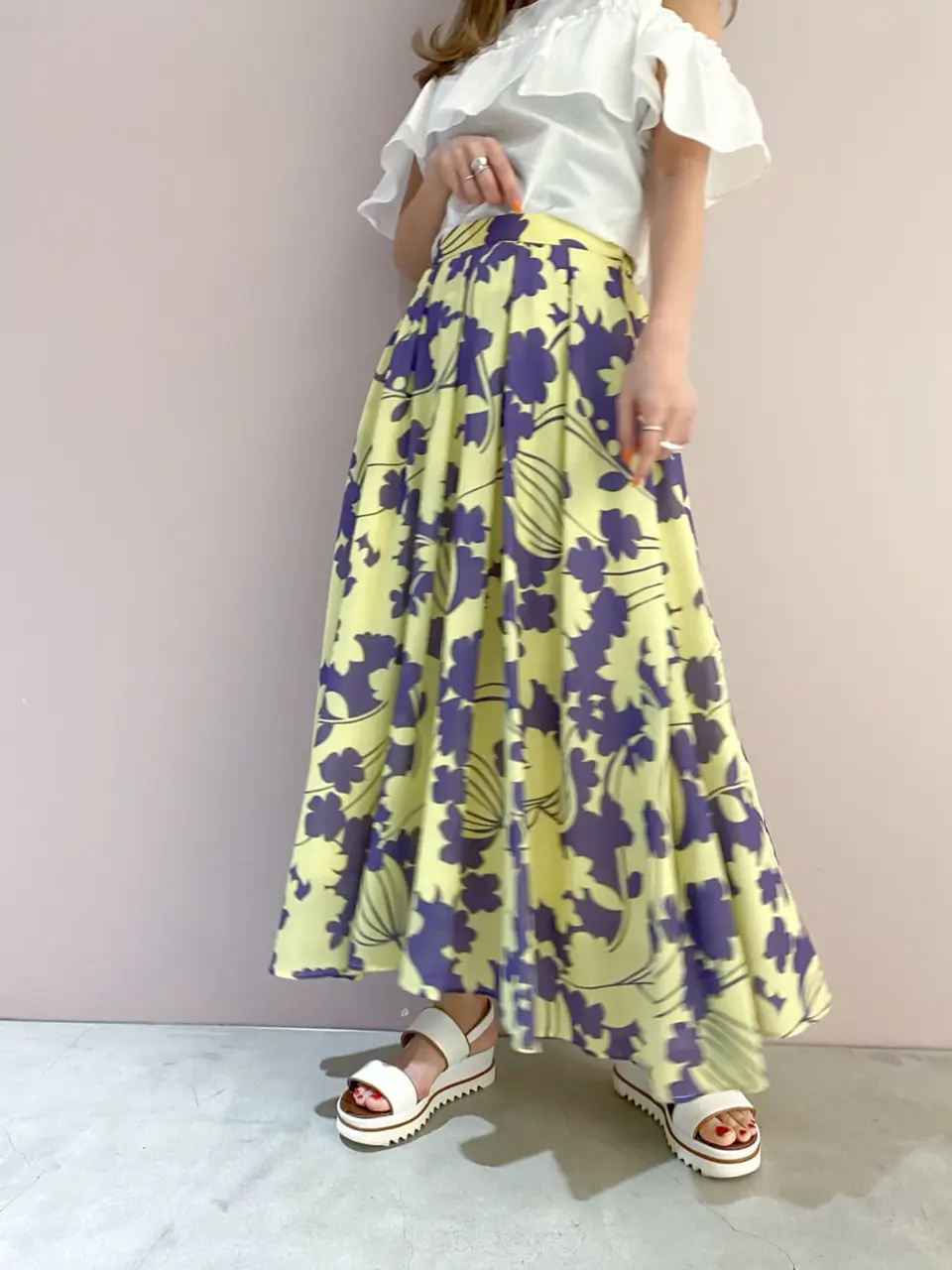 ORIGINATED IN GRACE CONTINENTAL yukimi yonee コーディネート画像